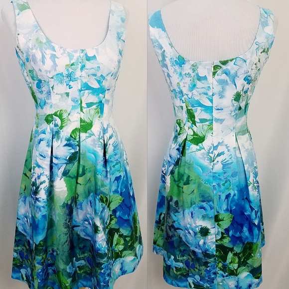 Nine West Fit & Flare Dress 4 Blue Floral Pockets - Picture 3 of 8